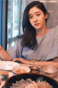 紧🍒身🏺裤袜女教师julia番号-云播迅雷极速版下载-俺去也影视